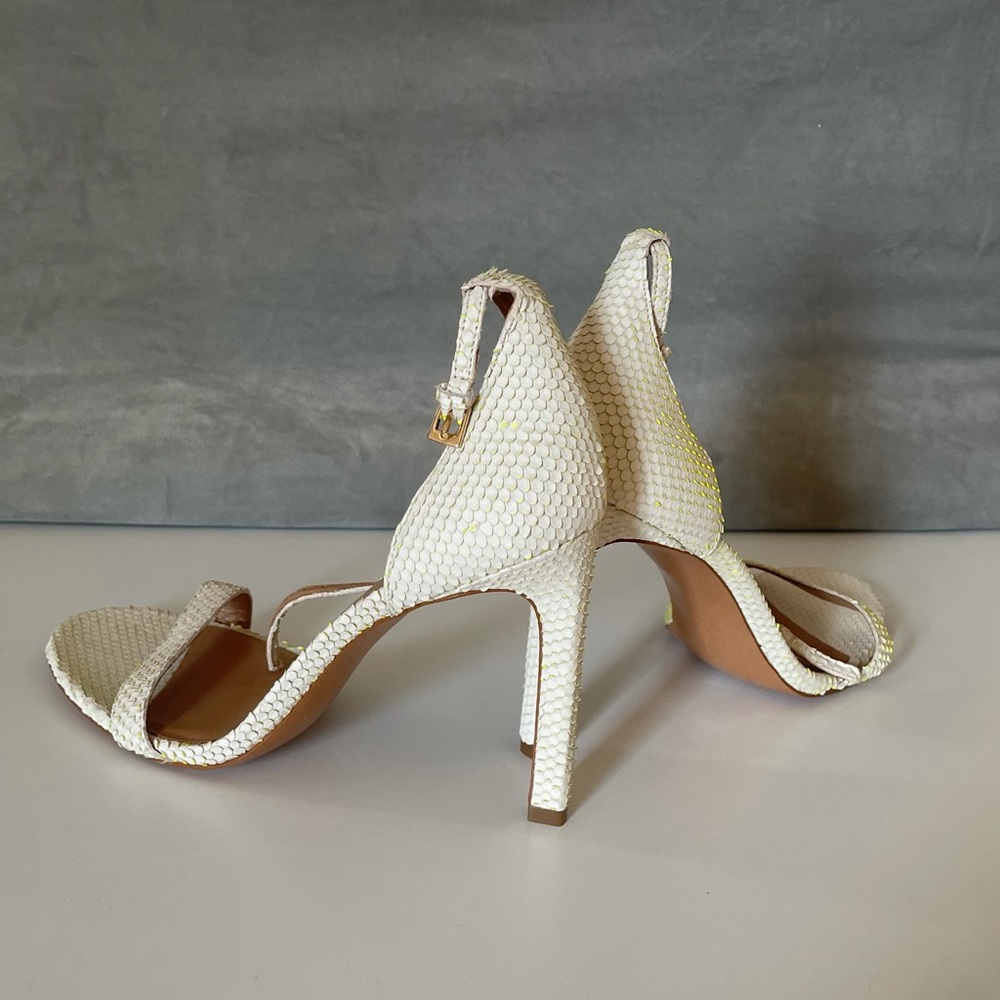 Banana Republic heels